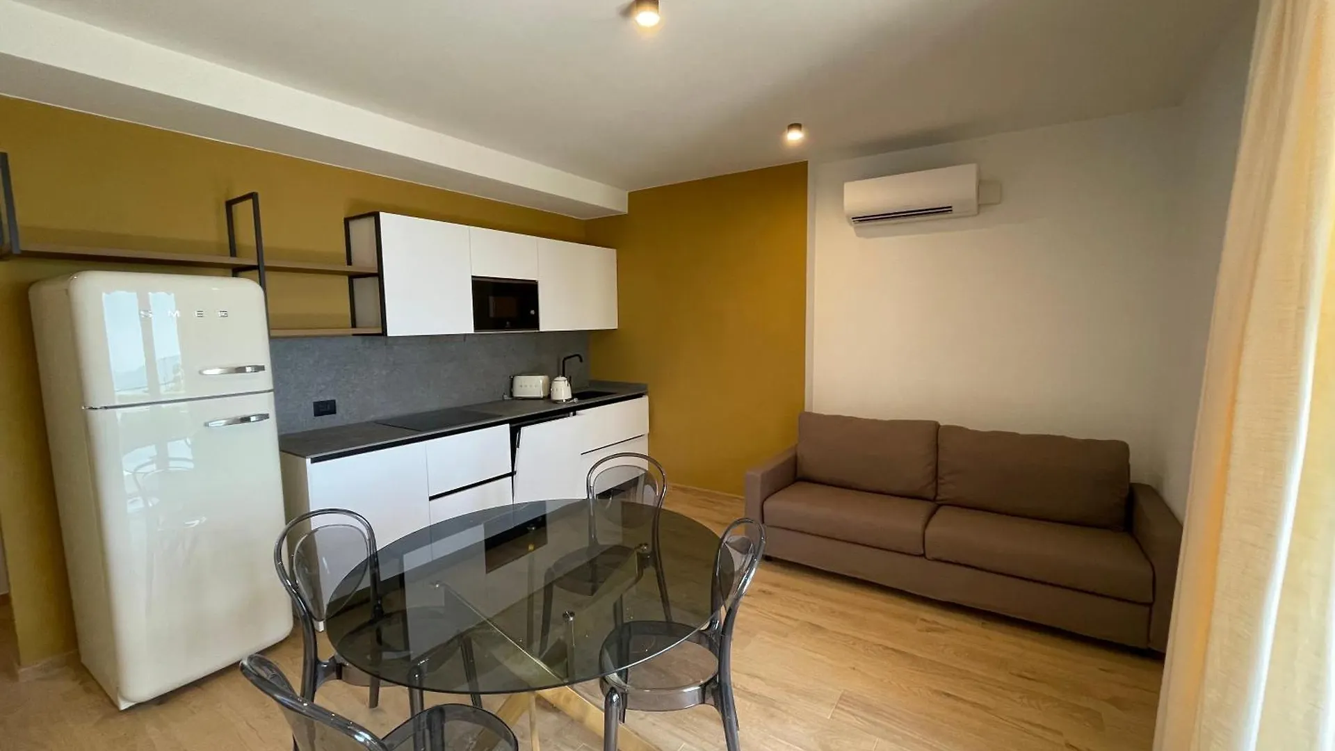 Residence Mirabel Tignale 0*,  Italië